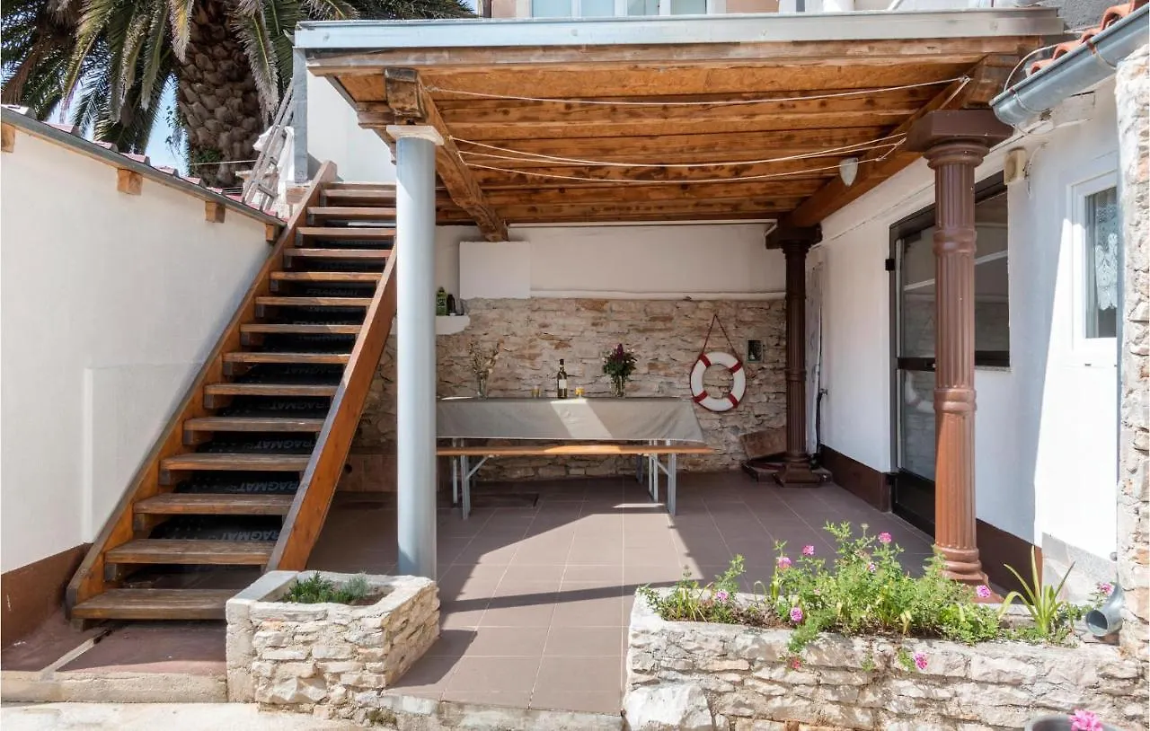 Awesome Apartment In Liznjan With Wifi Croatia